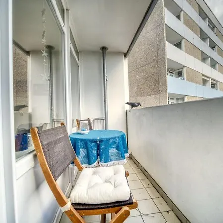 - Haus K, App 0k0701